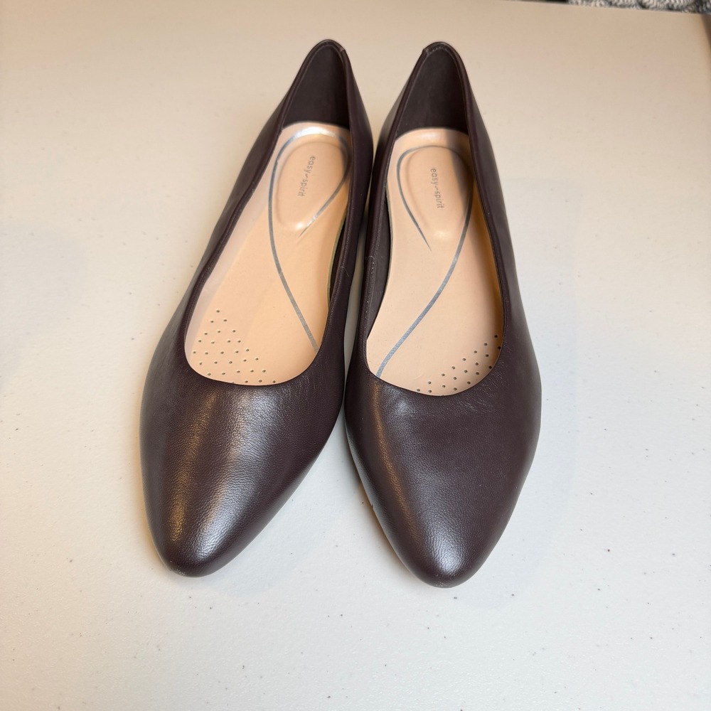 Easy Spirit Women Low Block Heel 10M Pointed Toe Pumps Brown Leather Office - Picture 8 of 8
